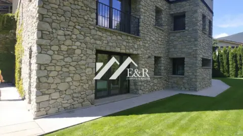 6-bedroom chalet for sale in Encamp · 5 of 60