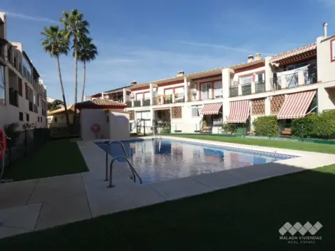 Chalet en Avenida de los Angeles