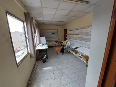 Nave industrial en Carrus