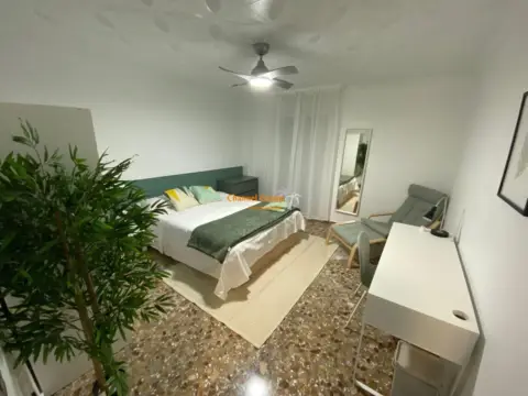 Habitación en Plaza Crevillente-Juzgados