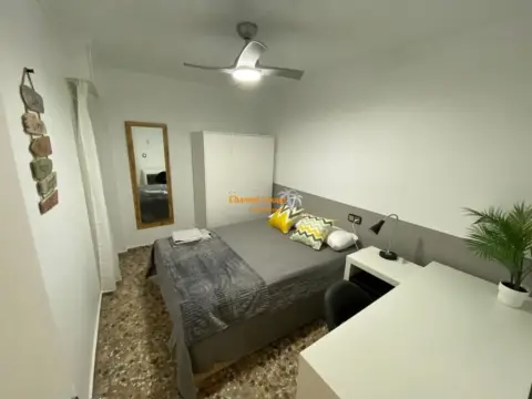 Habitación en Plaza Crevillente-Juzgados