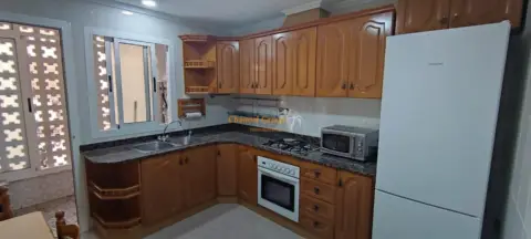 Piso en Raval - Puertas Coloradas