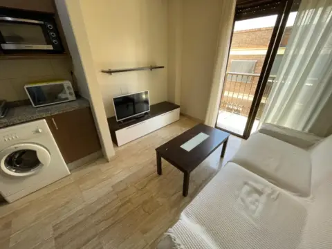 Piso en Plaza Crevillente-Juzgados