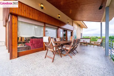 Chalet en calle Burgar Del