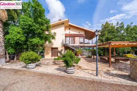 Chalet en calle Burgar Del