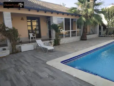 Chalet en Villamartin