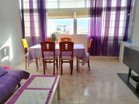 Piso en calle CL Conde de Pallasar