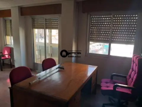 Piso en Fiesta del Arbol