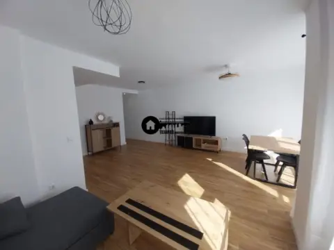 Piso en Ensanche-Franciscanos
