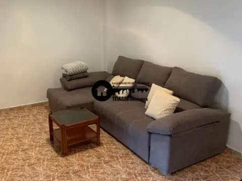 Piso en Ensanche-Franciscanos