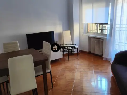 Piso en Ensanche-Franciscanos