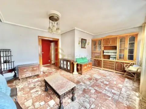 Piso en calle Alcande Lopez de La Torre, nº 15