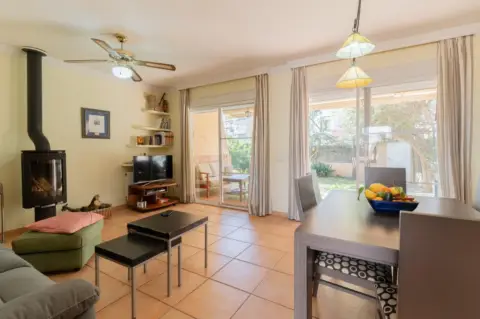 Casa pareada en Carrer de la Sardana, 20