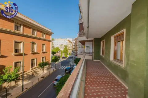 Piso en Carrer de Rafalafena, 3