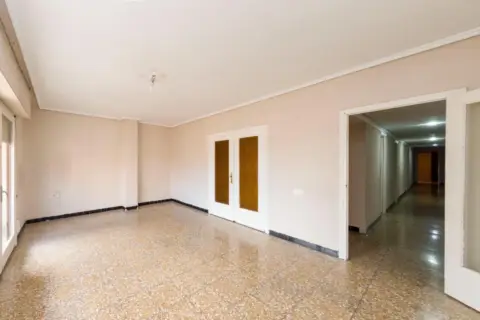 Piso en calle de San Roque, 125