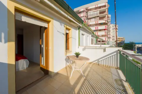 Casa adosada en Carrer de Vila-real, 22