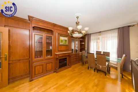 Piso en Avinguda de Casalduch, 98