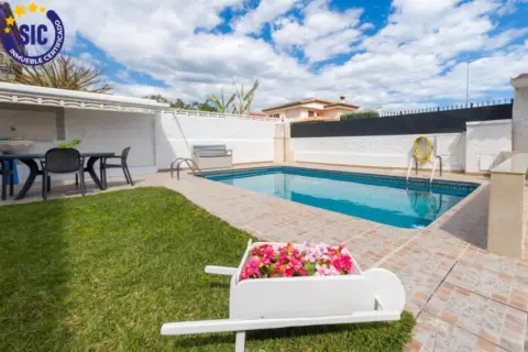 Chalet en Carrer de Traiguera, 5