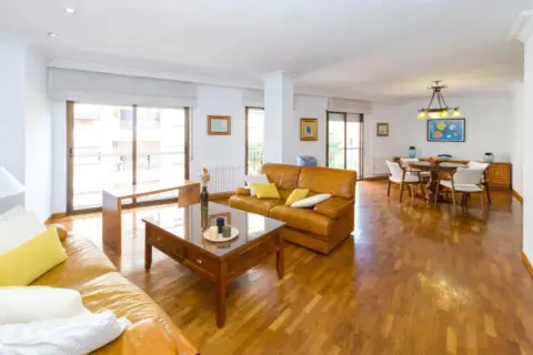 Piso en Carrer de Madrid, 6