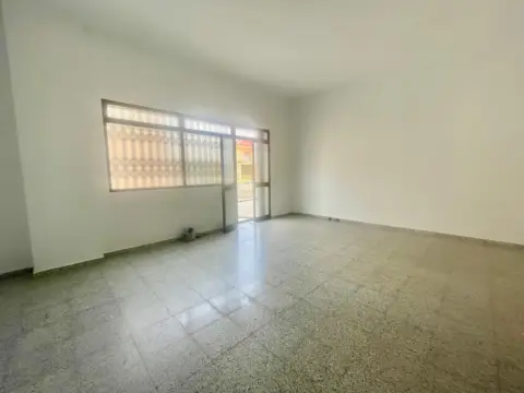 Local comercial en Recinto Ferial
