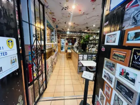 Local comercial en calle del Poeta Salvador Rueda