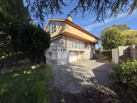 Chalet en Camino de Padrón, 26