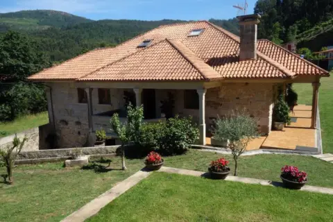 Chalet en calle Tombo