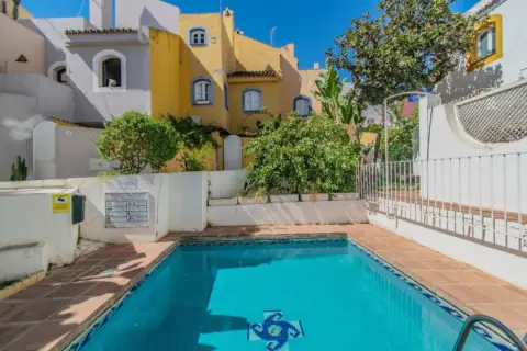 Casa adosada en calle Río Tajo