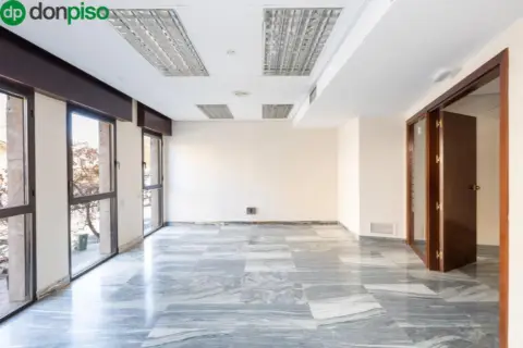 Piso en calle Acera del Darro