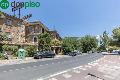 Local comercial en calle de La Sierra