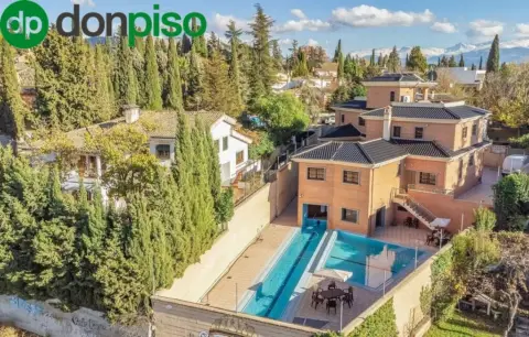 Chalet en calle de Mistral