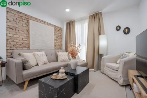 Piso en Avenida Pablo Picasso