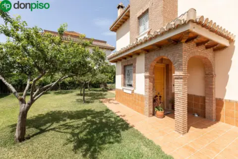 Chalet en calle Suecia