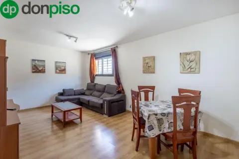 Piso en calle de Madrid, 2