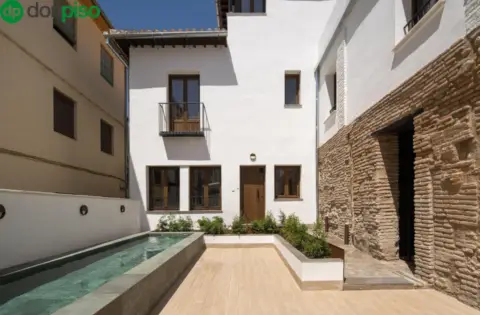 Dúplex en calle Horno del Vidrio