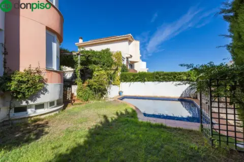 Chalet en calle Sala de las Dos Hermanas