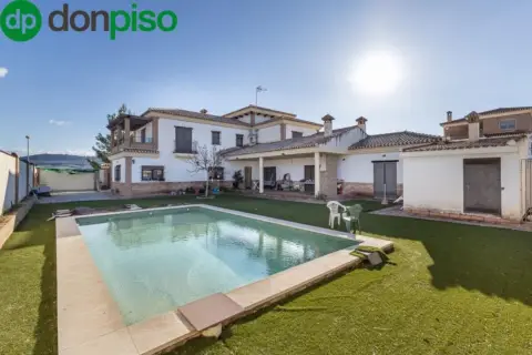 Chalet en calle Venus, 18