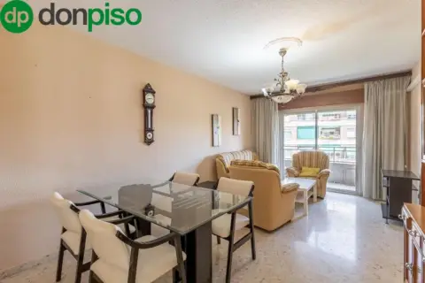 Piso en calle de Santa Rita