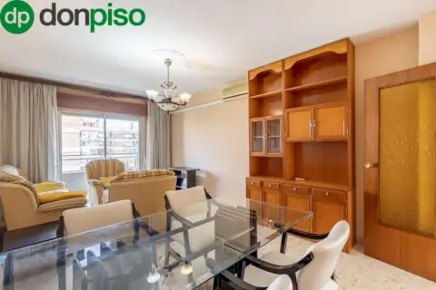 Piso en calle de Santa Rita