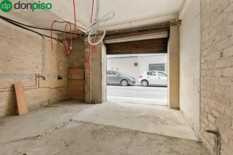 Local comercial en calle Tierra del Fuego, 1