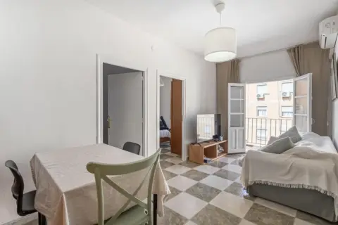 Piso en calle Ángel Barrios, 5