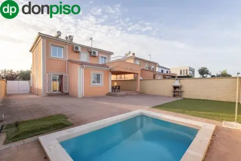 Chalet en calle Venus