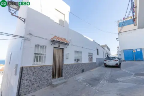 Casa en calle Sayena, 13