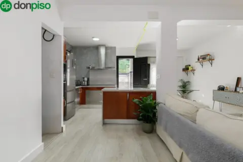 Casa adosada en calle Dorotea