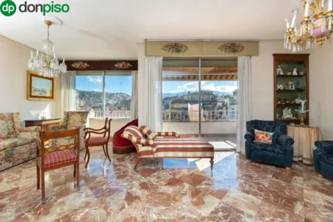 Piso en calle Tejeiro