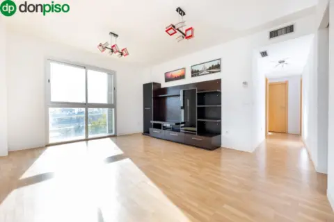 Piso en calle de Circunvalación