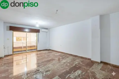 Piso en calle del Mirlo, 9