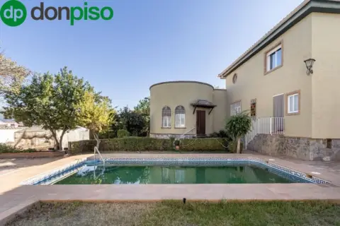 Chalet en calle del Arache