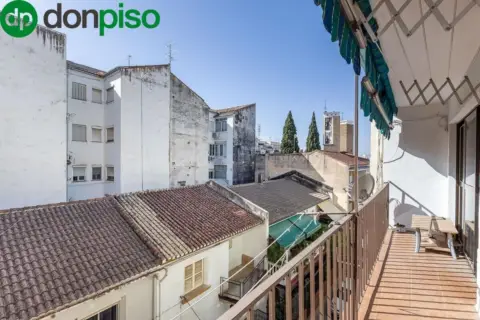 Piso en calle Gras y Granollers