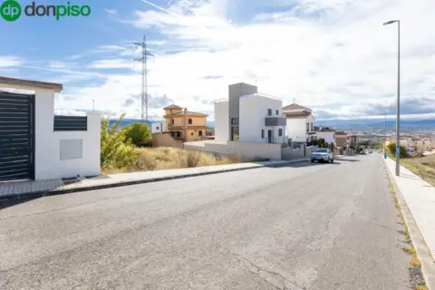 Terreno en Avenida Cerro de Alfonsico, 20
